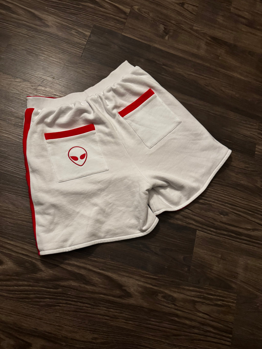 “Last Minute” Reversible shorts